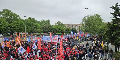 Saraçhane’de 1 Mayıs ablukası! Polis müdahale etti, DİSK ve KESK Taksim’e yürümekten vazgeçti