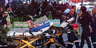 Avustralya'da alışveriş merkezinde saldırı: Ölü ve yaralılar var