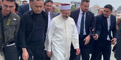 Diyanet İşleri Başkanı Ali Erbaş ‘altı koruma’ sorusunu duymazdan geldi